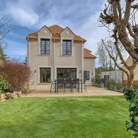 L'annexe Du Chateau *